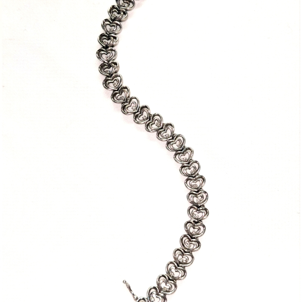 Silver & diamond heart bracelet